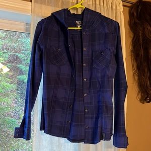 Plaid hooded too with snaps